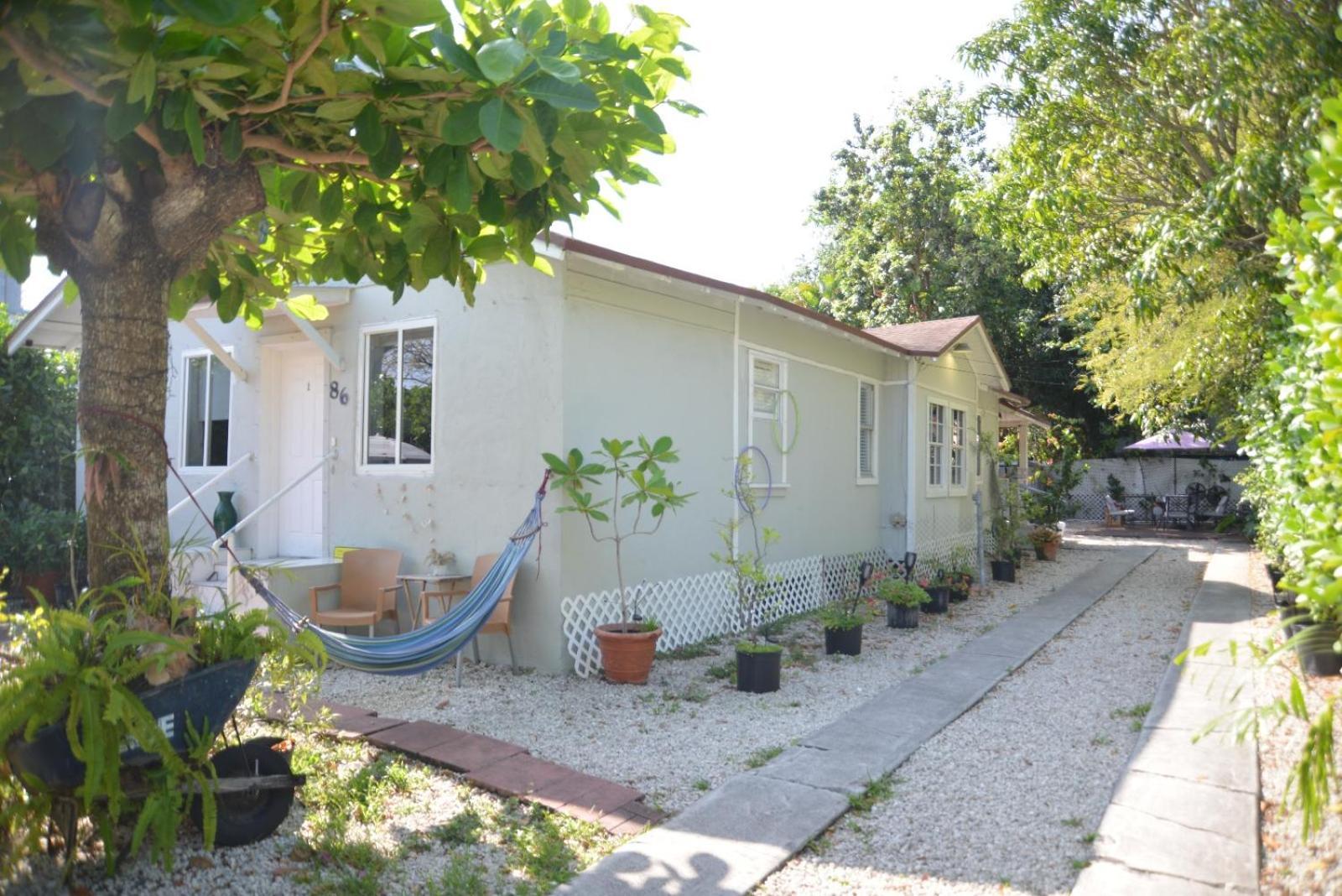 Beach Vibes 2 Bedrooms House Miami Exterior photo